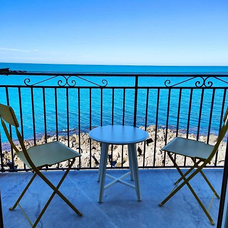 Coastal Seaview Suite & Central Balcony Street View Studio Cefalù Buitenkant foto