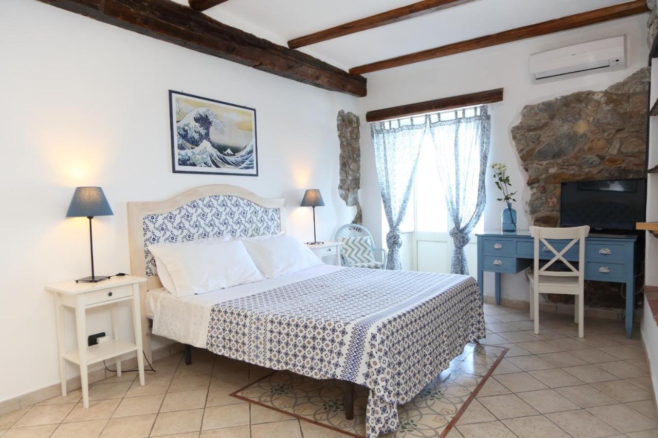 Coastal Seaview Suite & Central Balcony Street View Studio Cefalù Buitenkant foto