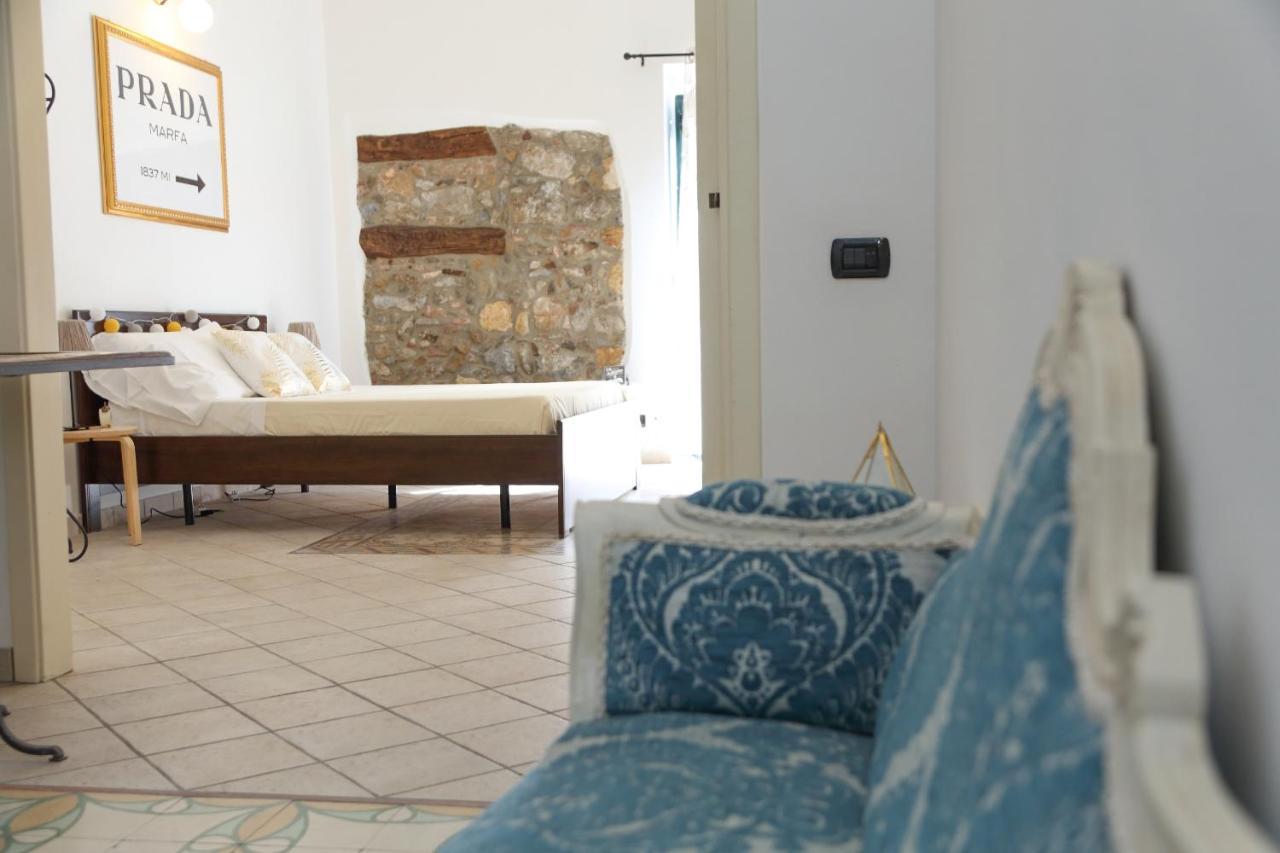 Coastal Seaview Suite & Central Balcony Street View Studio Cefalù Buitenkant foto